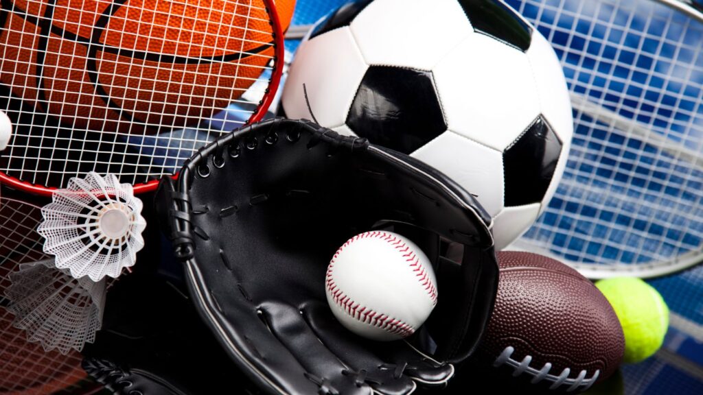 why is it essential to keep up with current trends in sports and entertainment marketing?